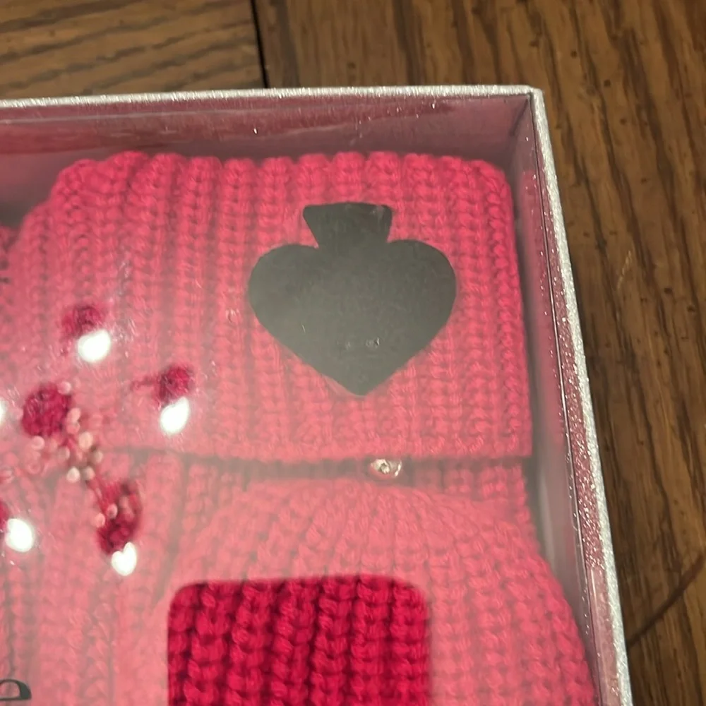 Kate Spade‎ chenille patch hat and mitten set, NWOT
